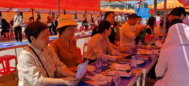 20240517民進(jìn)湘橋區(qū)總支開展全國(guó)助殘日”愛心義診活動(dòng)2.jpg
